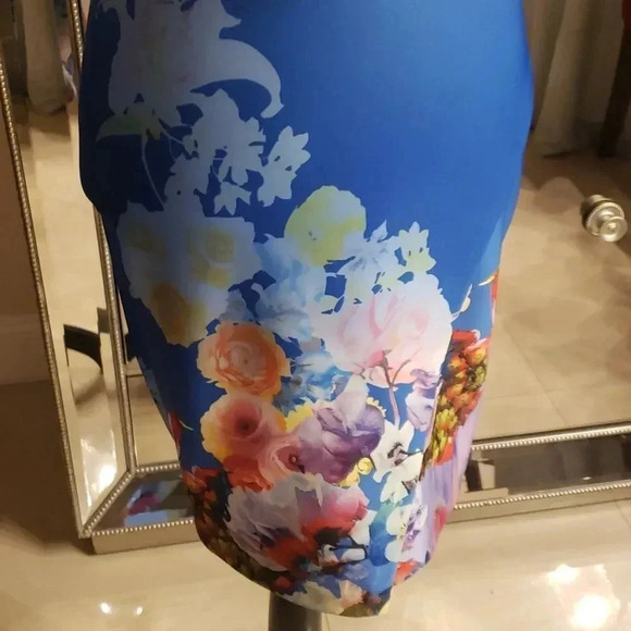 neiman Marcus FLORAL prints dress size XS NWOT - Picture 3 of 7